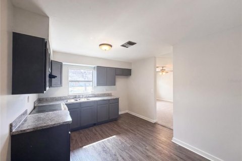 Casa en venta en Winter Haven, Florida, 3 dormitorios, 94.67 m2 № 2227349 - foto 7