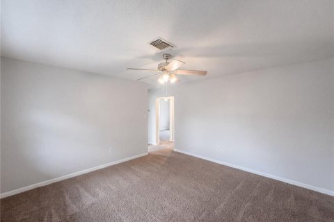 Casa en venta en Winter Haven, Florida, 3 dormitorios, 94.67 m2 № 2227349 - foto 3