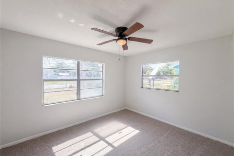 Casa en venta en Winter Haven, Florida, 3 dormitorios, 94.67 m2 № 2227349 - foto 11