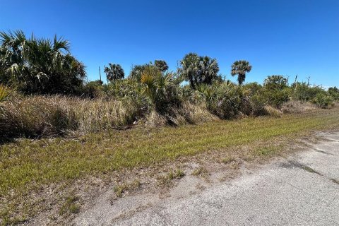 Terreno en venta en North Port, Florida № 2161572 - foto 3