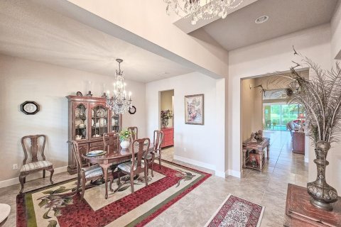 House in Port Orange, Florida 3 bedrooms, 272.67 sq.m. № 1792102 - photo 8