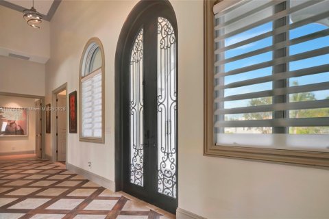 House in Naples, Florida 6 bedrooms № 1862602 - photo 15