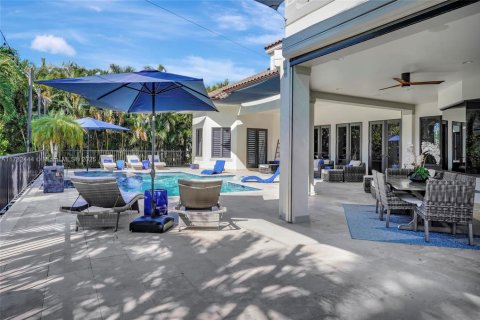 House in Naples, Florida 6 bedrooms № 1862602 - photo 9