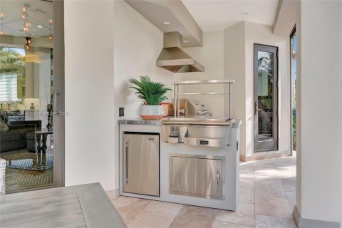 House in Naples, Florida 6 bedrooms № 1862602 - photo 14