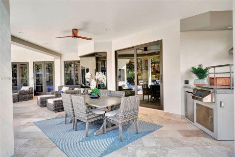House in Naples, Florida 6 bedrooms № 1862602 - photo 13