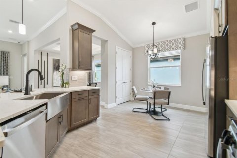 Villa ou maison à vendre à Zephyrhills, Floride: 4 chambres, 189.71 m2 № 2433645 - photo 16