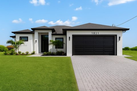 House in Cape Coral, Florida 4 bedrooms № 2080656 - photo 5