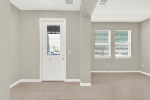 Adosado en venta en Winter Garden, Florida, 3 dormitorios, 166.48 m2 № 1624664 - foto 4