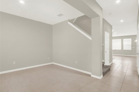 Adosado en venta en Winter Garden, Florida, 3 dormitorios, 166.48 m2 № 1624664 - foto 6