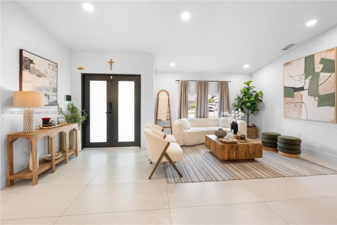 Casa en venta en Miami, Florida, 4 dormitorios, 209.03 m2 № 1977692 - foto 6