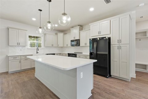 Casa en venta en Archer, Florida, 4 dormitorios, 180.51 m2 № 2205971 - foto 24