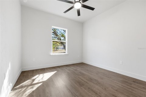 Casa en venta en Archer, Florida, 4 dormitorios, 180.51 m2 № 2205971 - foto 16