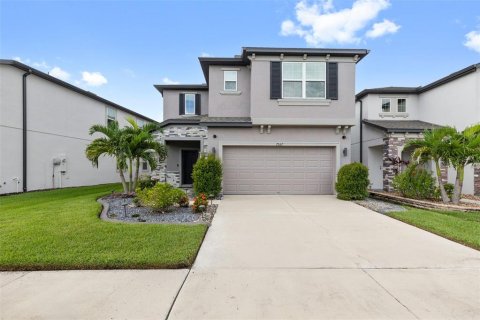 Casa en alquiler en Wesley Chapel, Florida, 3 dormitorios, 242.1 m2 № 1904461 - foto 1
