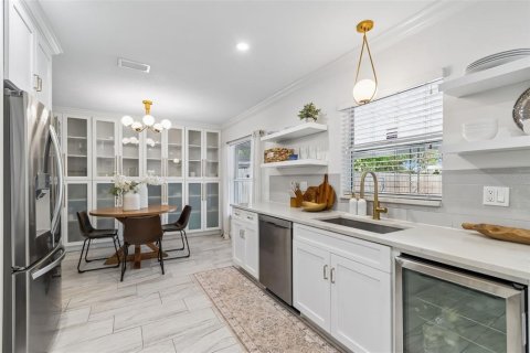 Villa ou maison à vendre à Tampa, Floride: 3 chambres, 151.9 m2 № 2093807 - photo 21