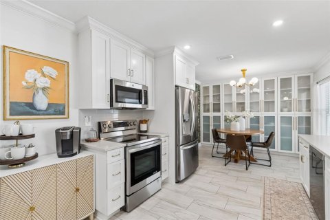 Villa ou maison à vendre à Tampa, Floride: 3 chambres, 151.9 m2 № 2093807 - photo 20
