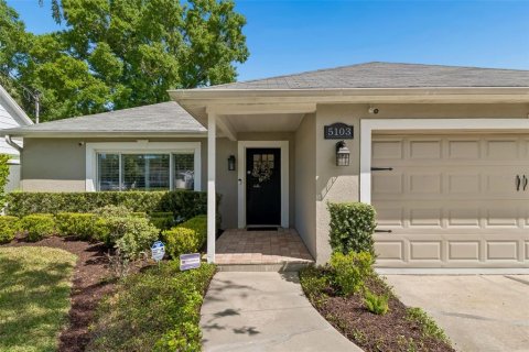 Villa ou maison à vendre à Tampa, Floride: 3 chambres, 151.9 m2 № 2093807 - photo 4