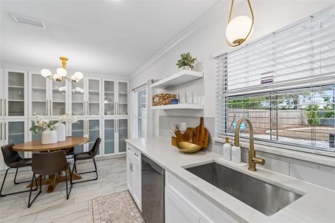 Villa ou maison à vendre à Tampa, Floride: 3 chambres, 151.9 m2 № 2093807 - photo 22