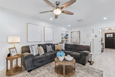 Villa ou maison à vendre à Tampa, Floride: 3 chambres, 151.9 m2 № 2093807 - photo 17