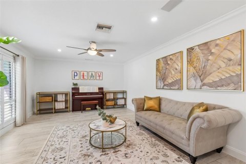 Villa ou maison à vendre à Tampa, Floride: 3 chambres, 151.9 m2 № 2093807 - photo 8