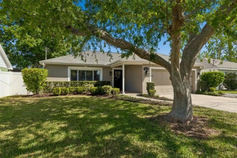 Villa ou maison à vendre à Tampa, Floride: 3 chambres, 151.9 m2 № 2093807 - photo 2