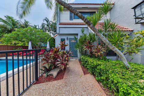 Condo à Fort Lauderdale, Floride, 2 chambres  № 2311135