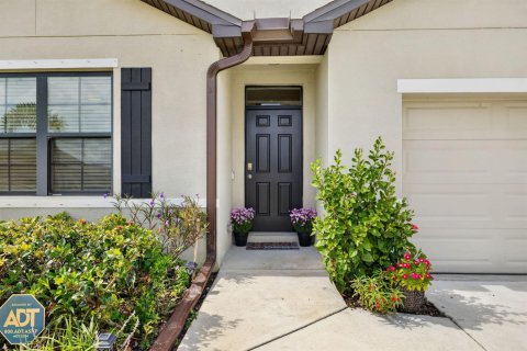 House in Port St. Lucie, Florida 4 bedrooms, 181.62 sq.m. № 2186721 - photo 3