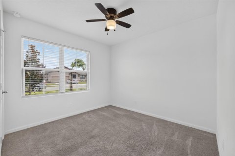 House in Port St. Lucie, Florida 4 bedrooms, 181.62 sq.m. № 2186721 - photo 26