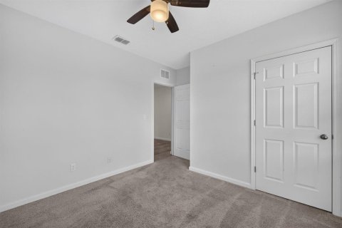 House in Port St. Lucie, Florida 4 bedrooms, 181.62 sq.m. № 2186721 - photo 27