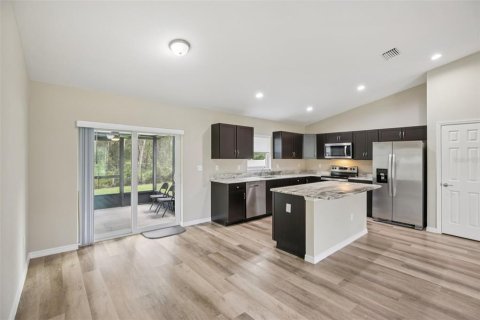 Casa en alquiler en Ocala, Florida, 3 dormitorios, 129.88 m2 № 1915863 - foto 8