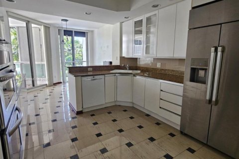 Copropriété à vendre à Aventura, Floride: 3 chambres, 226.68 m2 № 1937910 - photo 11