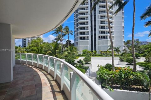Copropriété à vendre à Aventura, Floride: 3 chambres, 226.68 m2 № 1937910 - photo 14