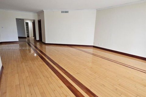 Copropriété à vendre à Aventura, Floride: 3 chambres, 226.68 m2 № 1937910 - photo 6