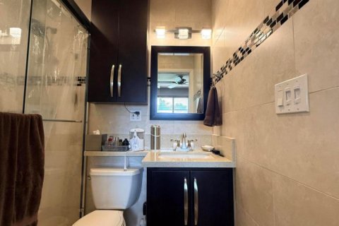 Casa en venta en Hialeah, Florida, 3 dormitorios, 123.93 m2 № 2168986 - foto 23
