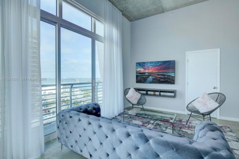 Condo in Miami, Florida, 2 bedrooms  № 2192786
