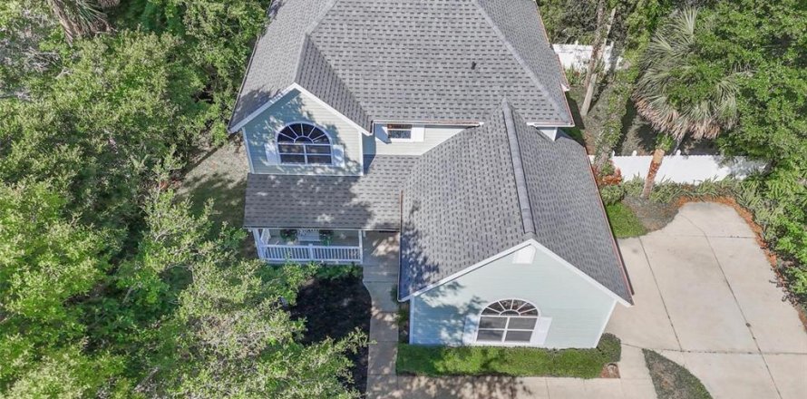 House in Flagler Beach, Florida 3 bedrooms, 171.59 sq.m. № 2122755