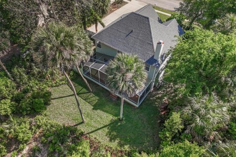 House in Flagler Beach, Florida 3 bedrooms, 171.59 sq.m. № 2122755 - photo 2