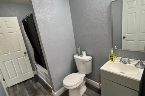 House in Tampa, Florida 2 bedrooms, 92.44 sq.m. № 2233414 - photo 14