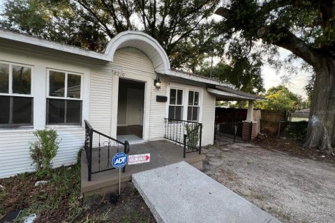 House in Tampa, Florida 2 bedrooms, 92.44 sq.m. № 2233414 - photo 20