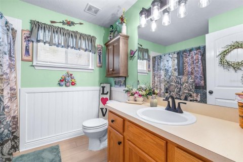 House in Wesley Chapel, Florida 4 bedrooms, 154.68 sq.m. № 2425580 - photo 17