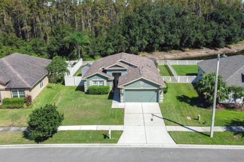 House in Wesley Chapel, Florida 4 bedrooms, 154.68 sq.m. № 2425580 - photo 28