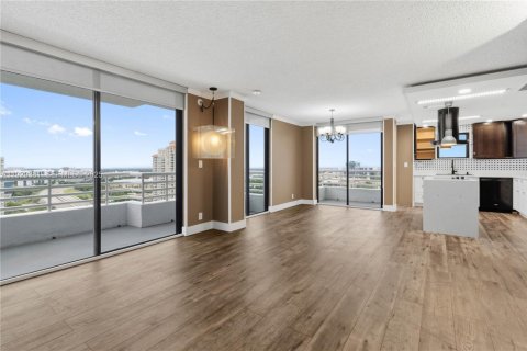 Condominio en venta en Aventura, Florida, 2 dormitorios, 109.72 m2 № 1987765 - foto 1