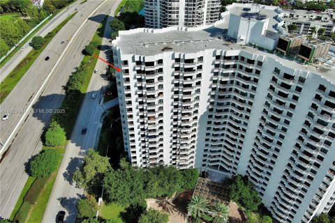 Condominio en venta en Aventura, Florida, 2 dormitorios, 109.72 m2 № 1987765 - foto 27