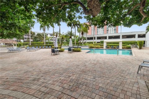 Condominio en venta en Aventura, Florida, 2 dormitorios, 109.72 m2 № 1987765 - foto 23