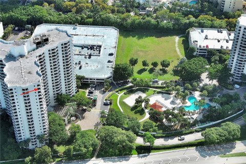 Condominio en venta en Aventura, Florida, 2 dormitorios, 109.72 m2 № 1987765 - foto 28