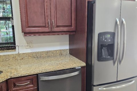 Copropriété à louer à Coconut Creek, Floride: 3 chambres, 101.54 m2 № 1963030 - photo 5