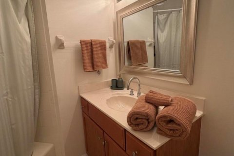 Immobilier commercial à louer à Port St. Lucie, Floride: 3 pièces, 41.81 m2 № 2432270 - photo 6
