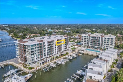 Condominio en Clearwater, Florida, 3 dormitorios № 2100022