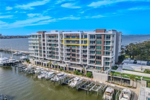 Condominio en venta en Clearwater, Florida, 3 dormitorios, 252.88 m2 № 2100022 - foto 2