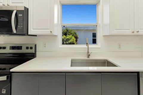 Villa ou maison à vendre à Daytona Beach, Floride: 2 chambres, 115.01 m2 № 2129037 - photo 10