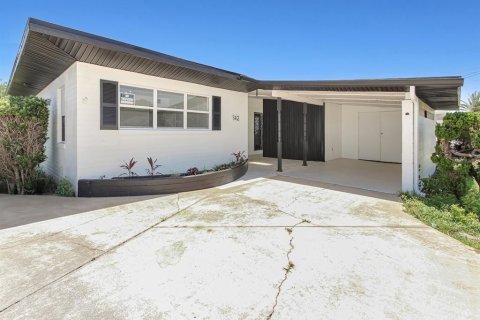 Villa ou maison à vendre à Daytona Beach, Floride: 2 chambres, 115.01 m2 № 2129037 - photo 2